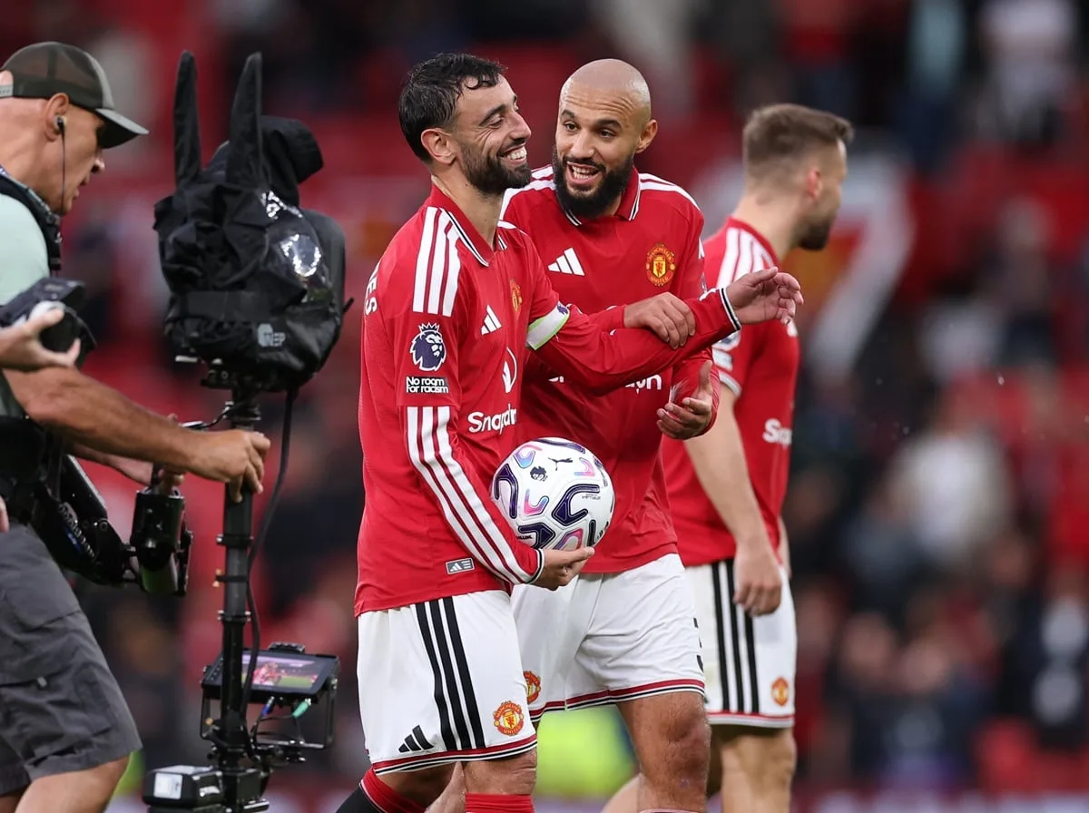 Fernandes grabs hat-trick as United hammer Ipswich 5-2, as Alonso’s vibrant Chelsea beat Brighton