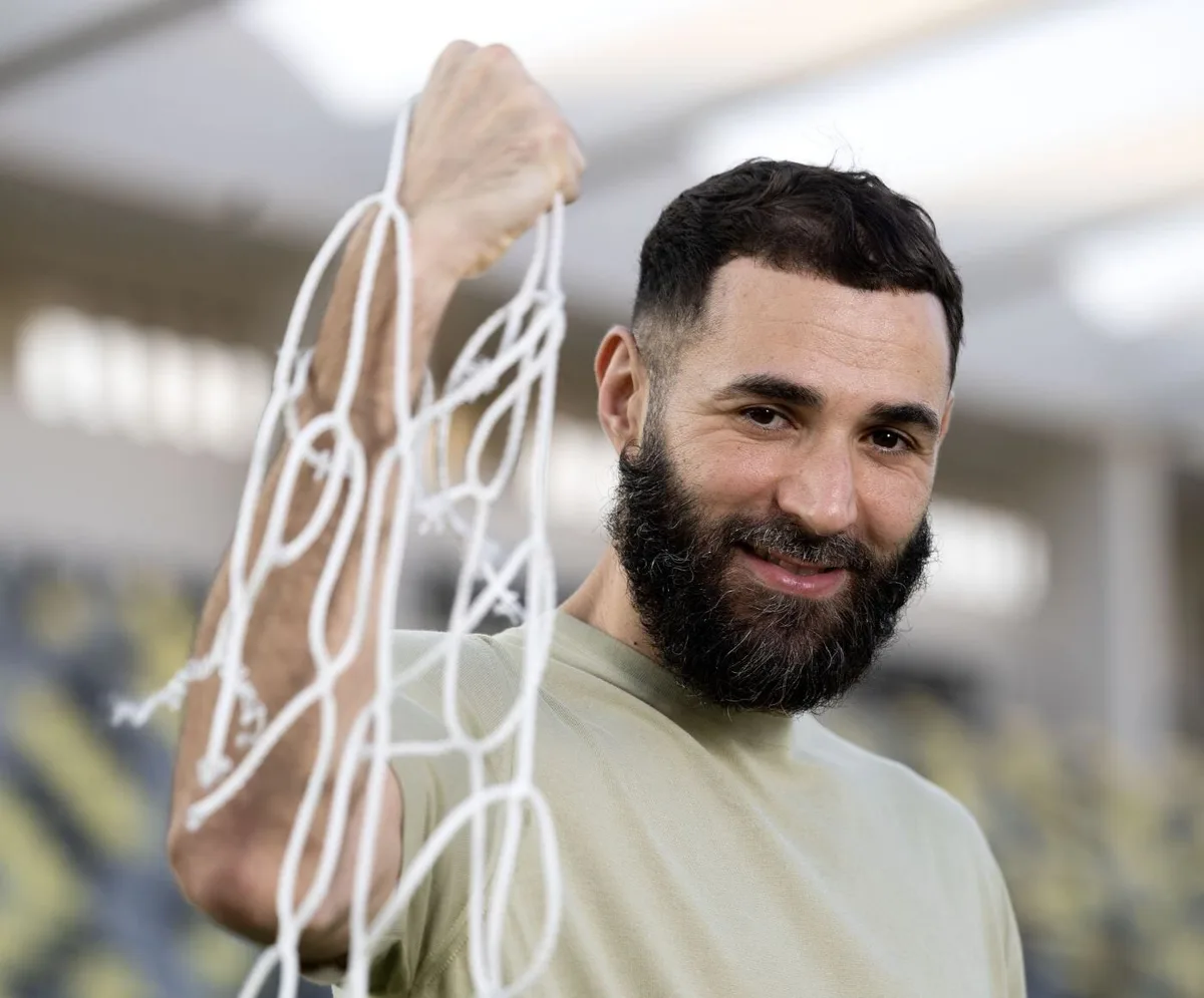 Oficial: Benzema deja Al Hilal