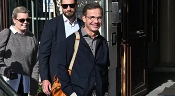 Primeiro-ministro sueco demite-se após vitória da esquerda nas legislativas