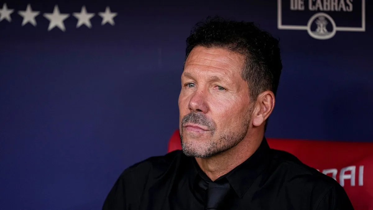 Simeone, 56 años, propietario de 180 pisos en Madrid: "Cuando deje de entrenar viviré en Argentina, mi país"