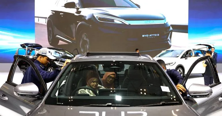 Exportações chinesas de carros sobem 70% até setembro
