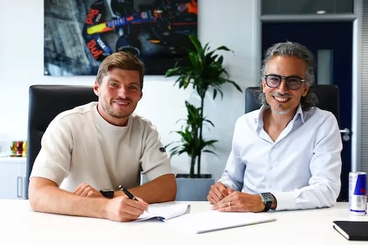 Max Verstappen to stay with Red Bull until 2030