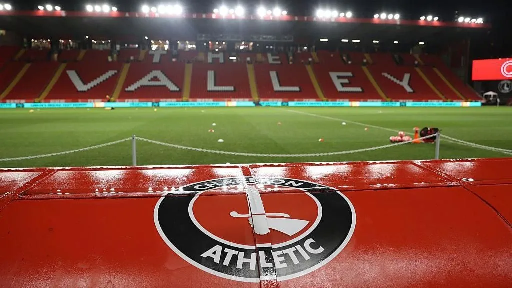 Hallaron a un hombre muerto en el estadio del Charlton Athletic en Inglaterra
