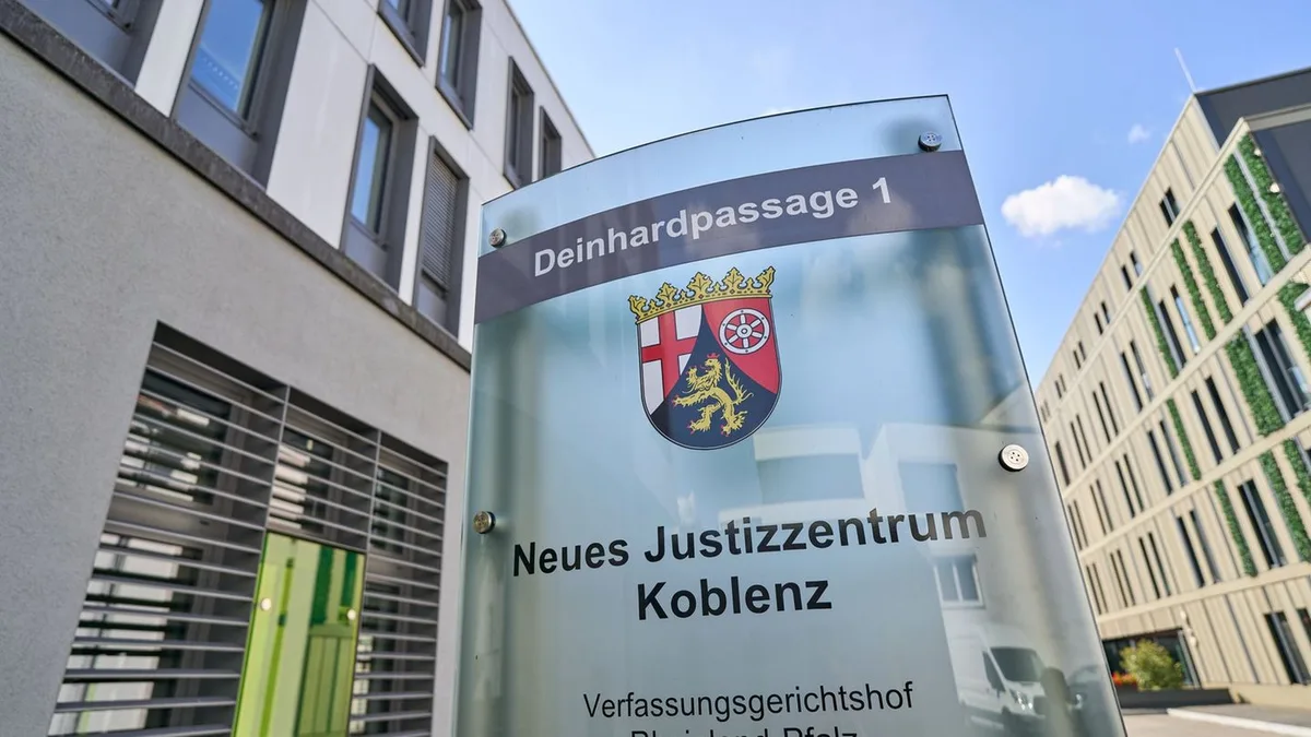 Verfahren: Entscheidung über AfD-Klage bis Ende September