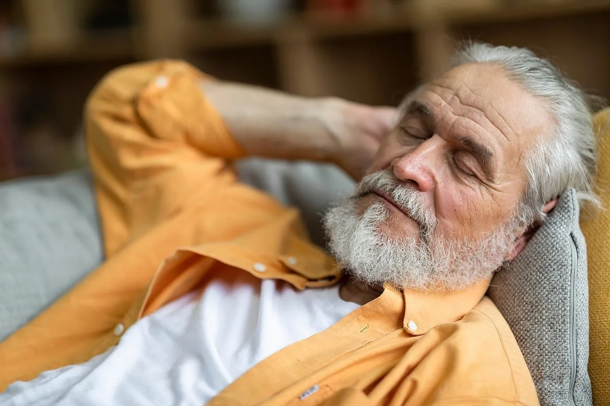 La siesta vinculada al riesgo de demencia