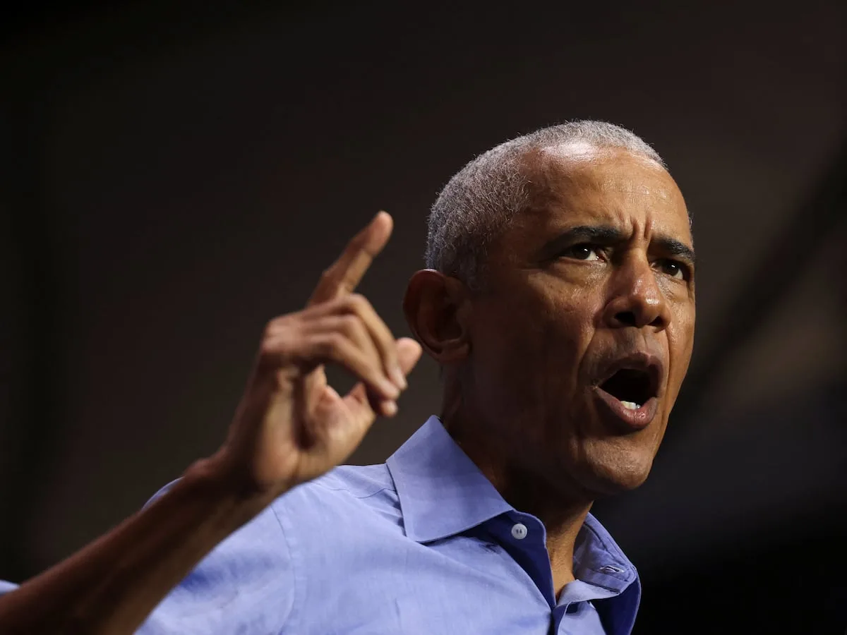 Obama voices caution on AI, urges Democrats to tackle it, NYT says