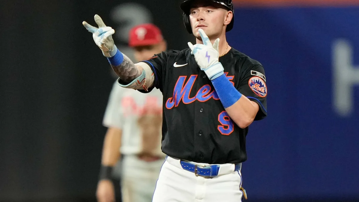 Juan Soto's homer leads Mets to 6-3 win that keeps Phillies from taking over top NL wild-card spot