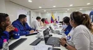 Evalúan estrategias para ampliar la atención médica en el país