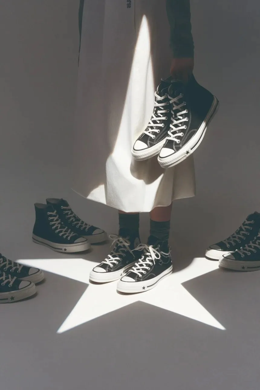 Converse apaga anúncio com cantora de K-pop após acusações de racismo