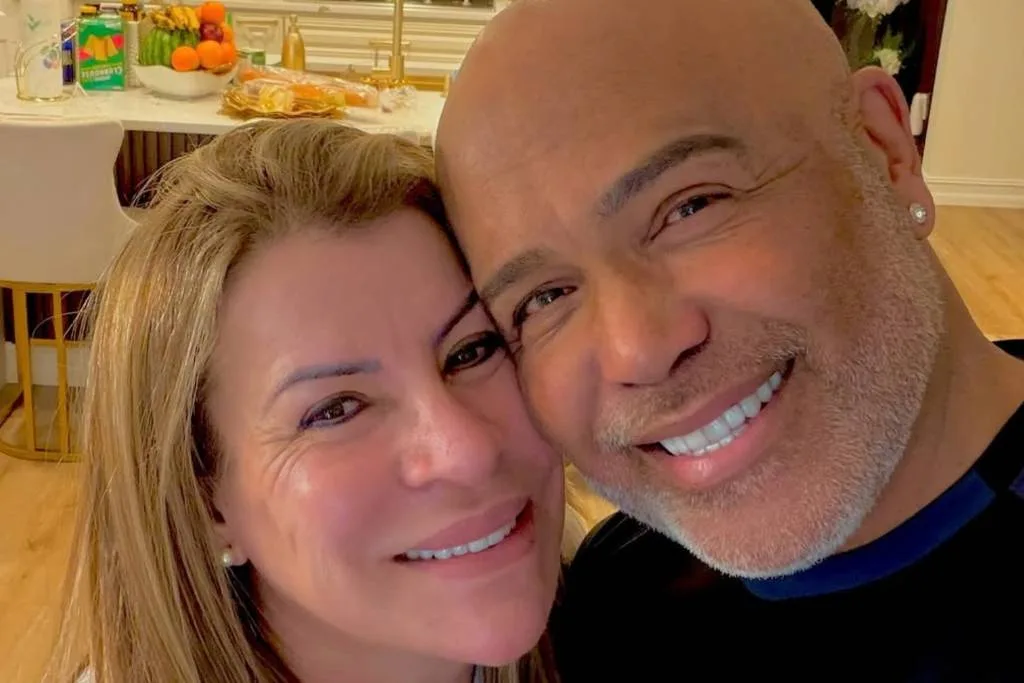 Só peço que siga cuidando de mim, diz mulher de Rick ao lamentar morte do cantor