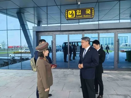 주북中대사, 신압록강대교 북중시설 방문…"경제 협력 확대"