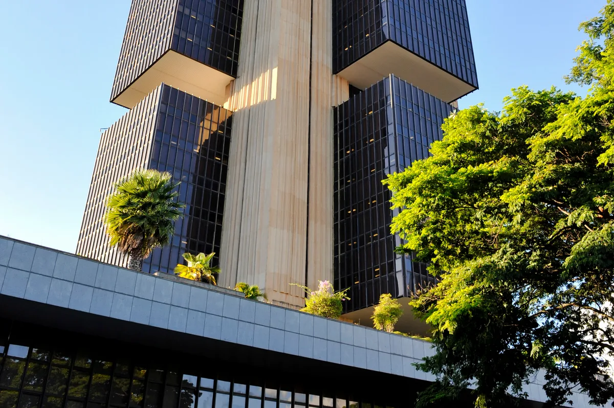 Incidentes cibernéticos batem recorde no sistema financeiro, e BC prepara medidas
