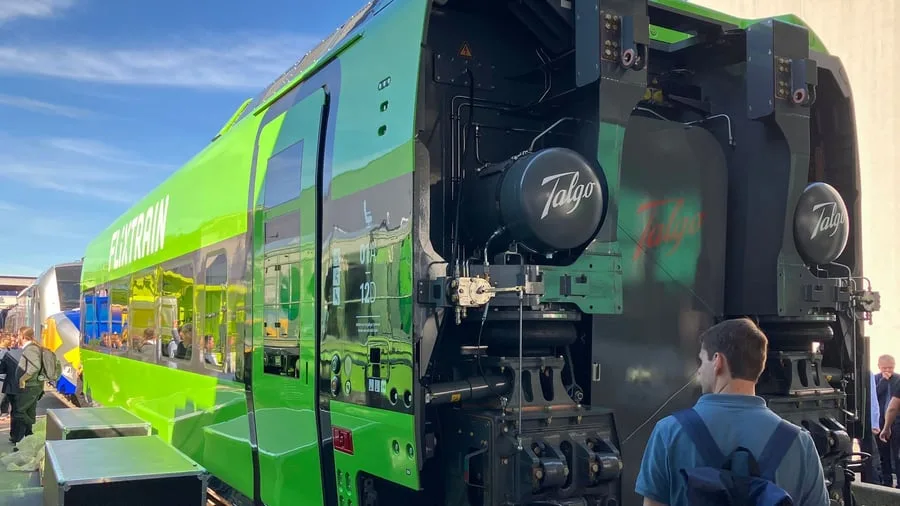Fernverkehr in Deutschland: Flixtrain: Stundentakt zwischen Berlin und Hamburg ab 2027
