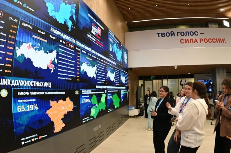 Кандидаты «Единой России» лидируют в 208 из 225 одномандатных округов