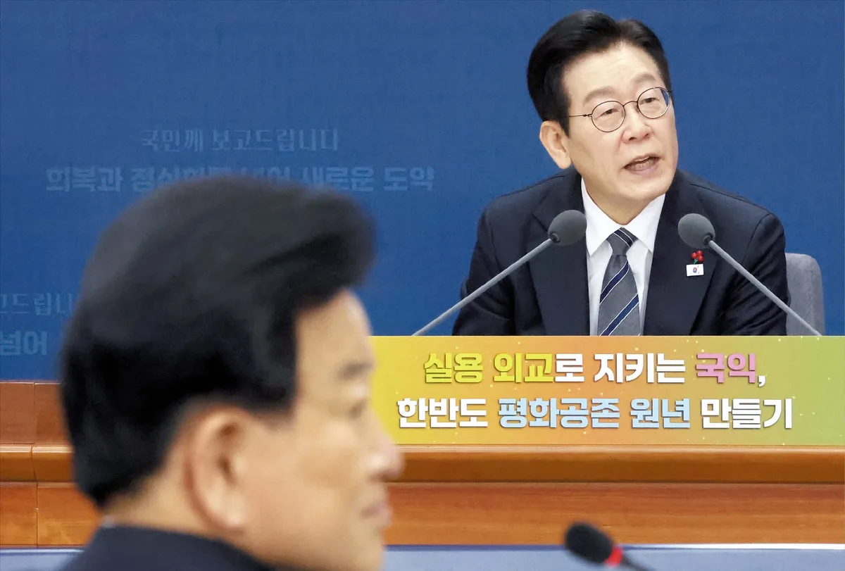 노무현 정부 연상시키는 이재명 정부 대미 자주 발언