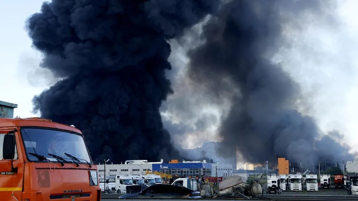 Wildberries depot destroyed, Russia mulls Kyiv strikes