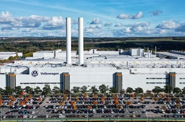 Volkswagen en déroute : Zwickau, la ville au cœur de la crise automobile allemande