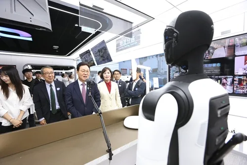 경남도 대표단, 중국 'AI 로봇밸리' 찾아 제조 AI 거점 모색