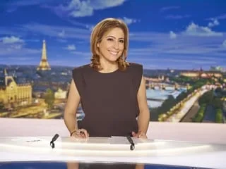 Vacances, promesses et candidature imminente… Comment le cas Léa Salamé perturbe la rentrée du 20 Heures de France 2 ?