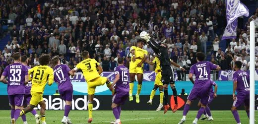 DFB-Pokal: BVB gewinnt 5:0 gegen Fünftligisten aus Hamburg