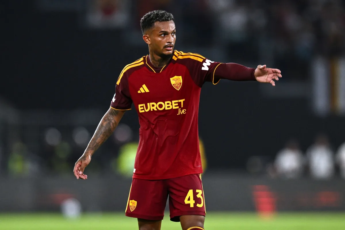 Após lesão na Seleção, Wesley faz primeiro jogo oficial em goleada da Roma