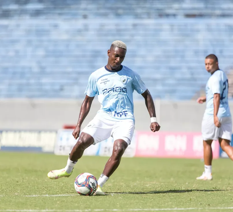Coritiba descarta a vinda do volante Jhonny Lucas