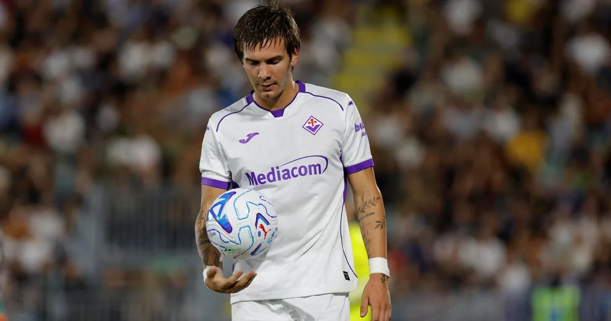 Franco Mastantuono se sacó la mufa en Fiorentina: doblete en menos de dos minutos para estrenar su cuenta como goleador en la Serie A