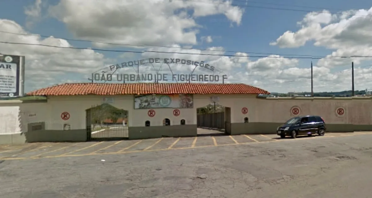 Barbeiro de 22 anos morre após ser baleado no Parque de Exposições de Varginha, MG