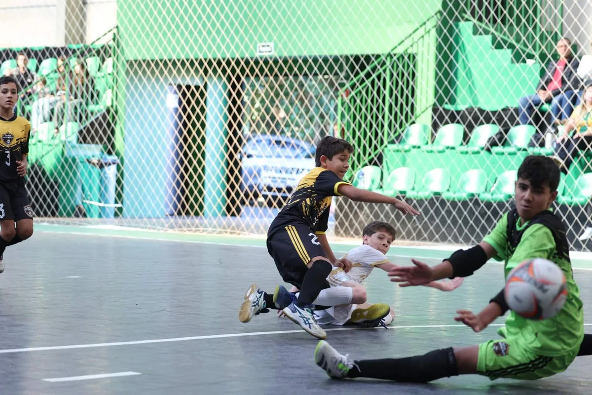 Copa Pelezinho chega à quarta rodada com cinco partidas neste sábado