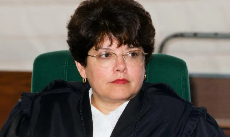 Morre Virgínia Scheibe, desembargadora aposentada do TRF4, aos 77 anos