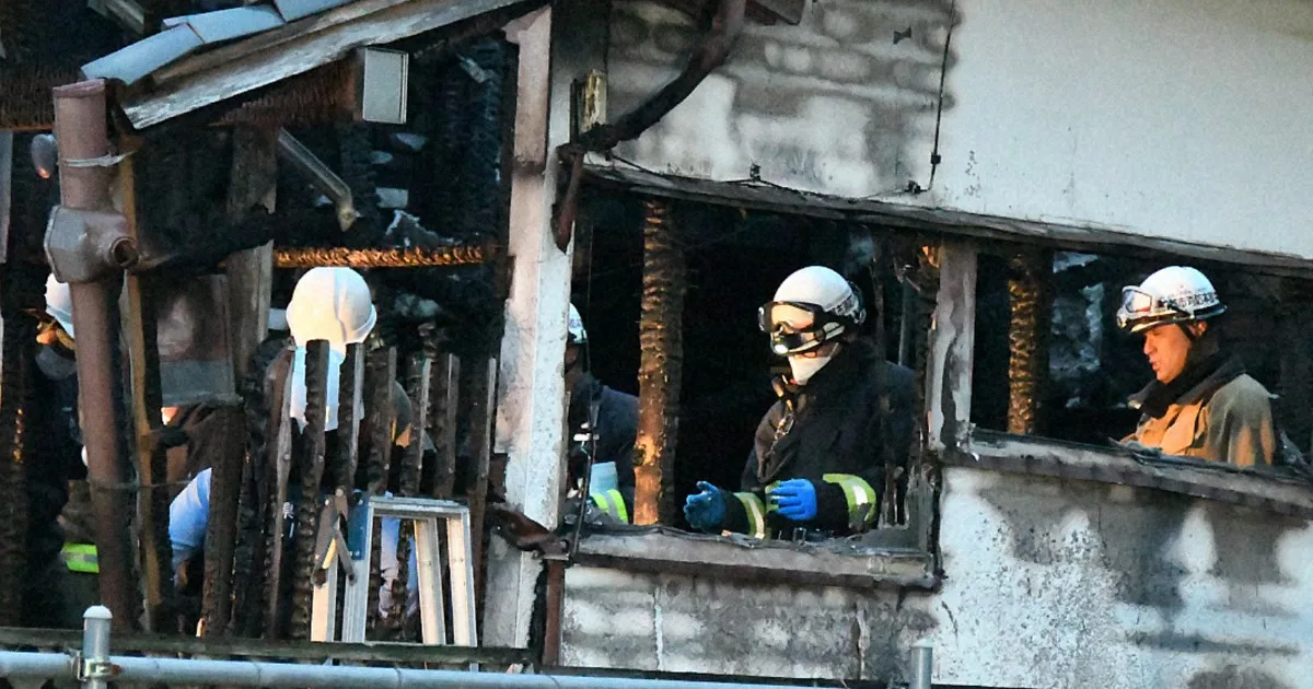 千葉・東金で住宅全焼、焼け跡から2人の遺体 親子と連絡取れず