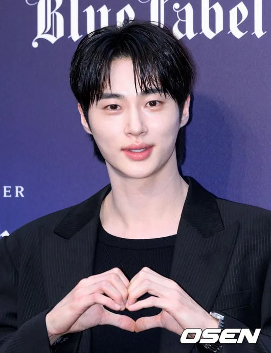 [사진]번우석,'심쿵 눈맞춤'