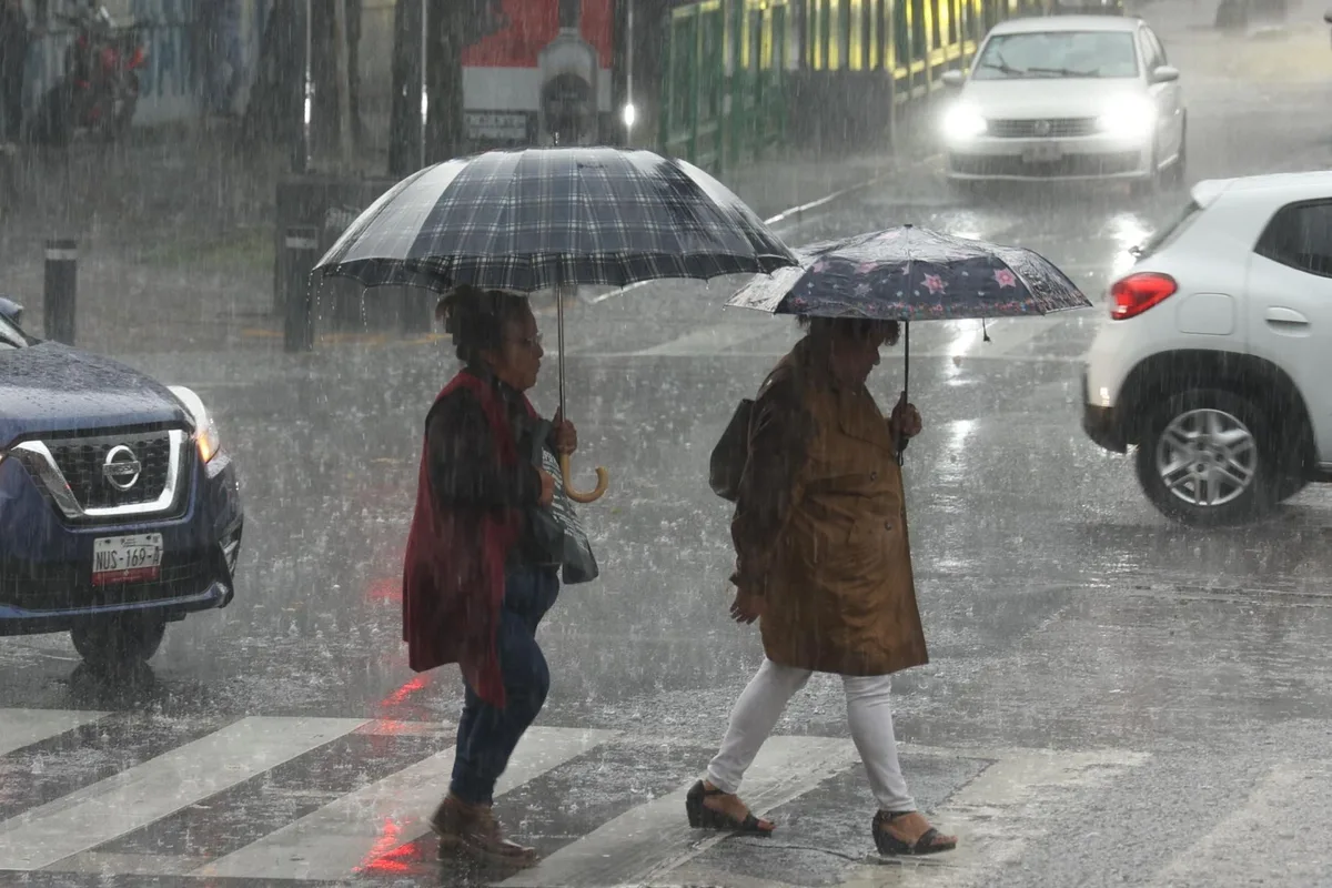 Tormenta tropical ‘Simón’ prende alertas en Michoacán por intensas lluvias: ¿Dónde suspenderán clases?