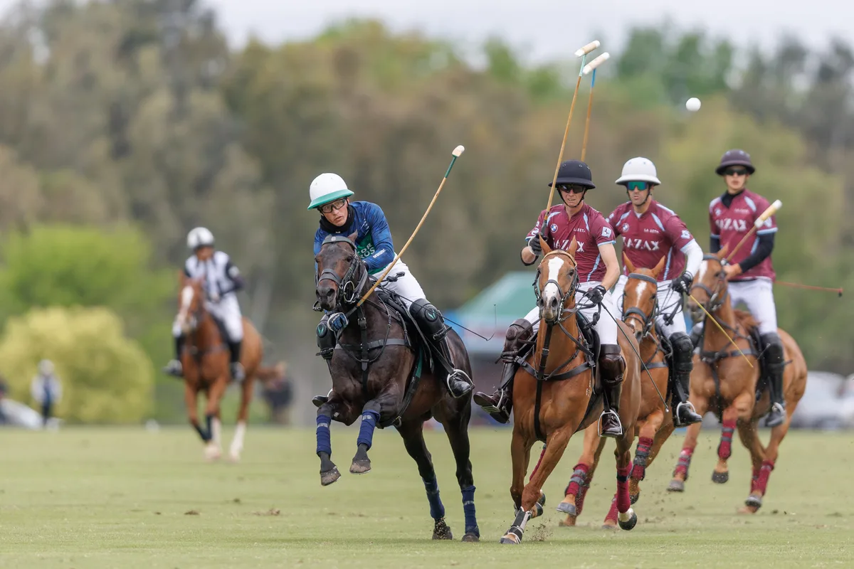 La Natividad-La Dolfina superó con lo justo a un asombroso La Zeta Kazak en el Abierto de Tortugas