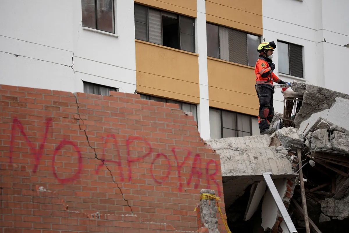 Terremoto na Colômbia: número de mortos sobe para 294; presidente pede suspensão de tarifas a Trump
