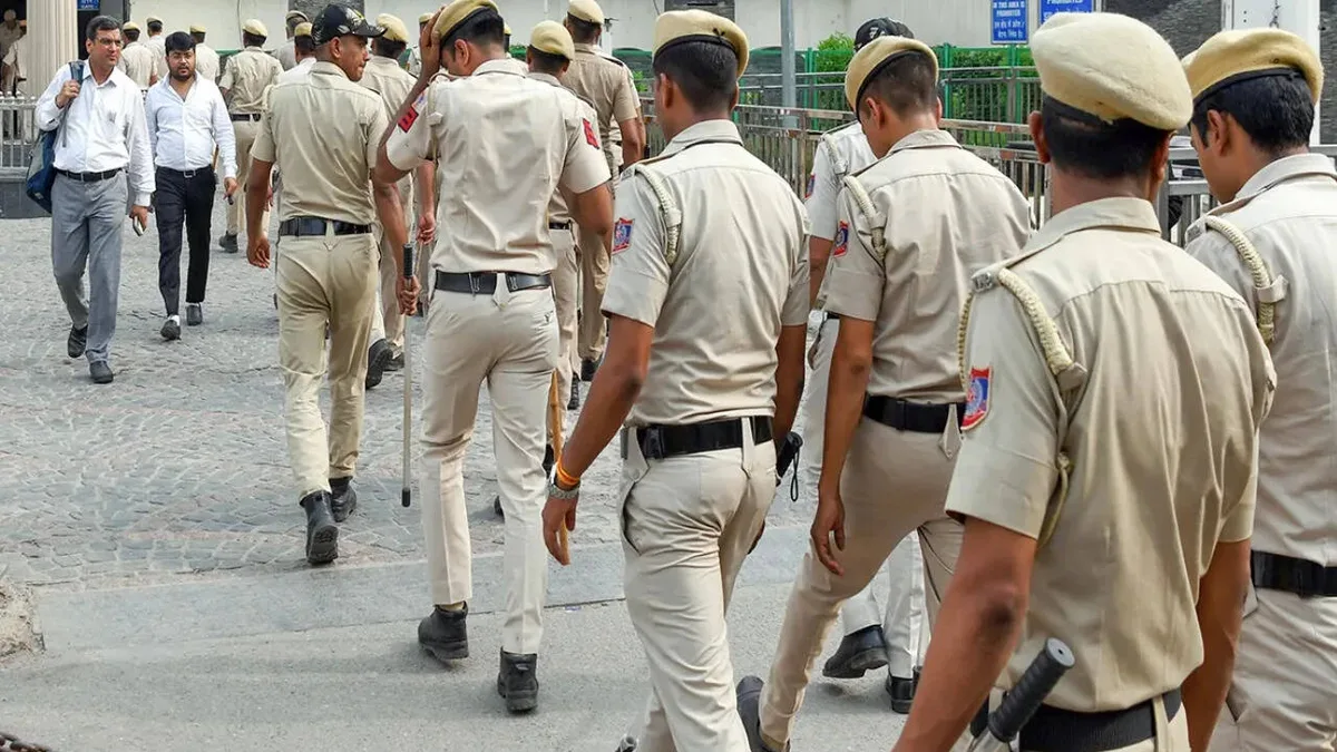 Anti-reservation protest: Several detained as crowd gathers at Delhi's Connaught Place