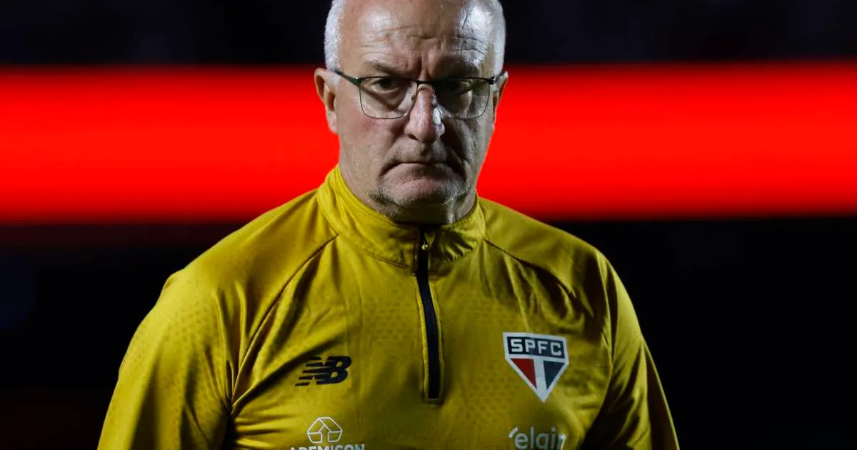Dorival Jr explica time reserva contra o Palmeiras no Brasileirão