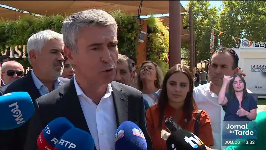 Carneiro volta a acusar Governo de lucrar com aumento dos combustíveis