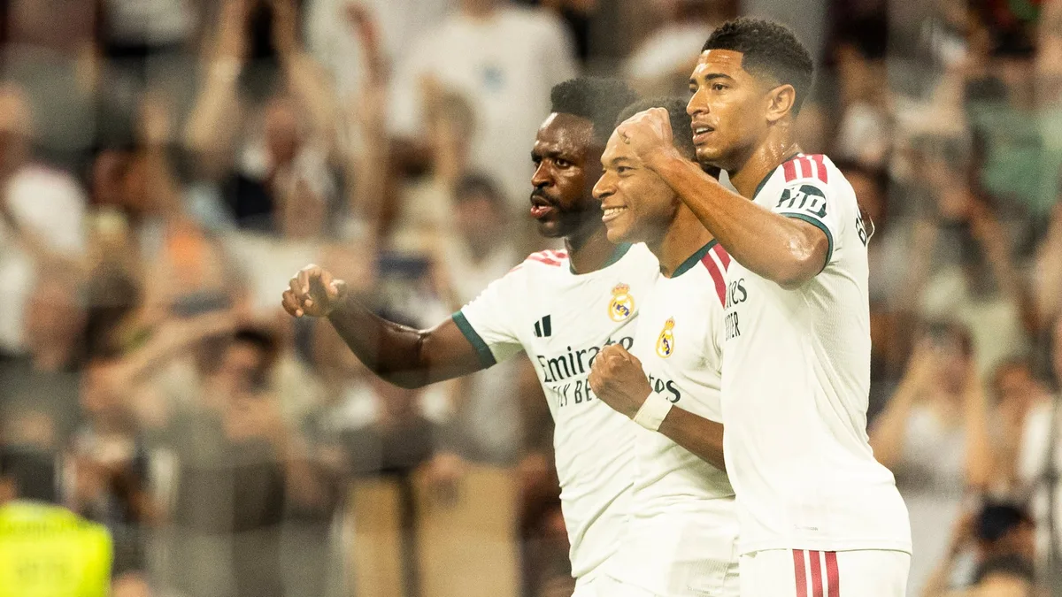 Mourinho golea y avisa