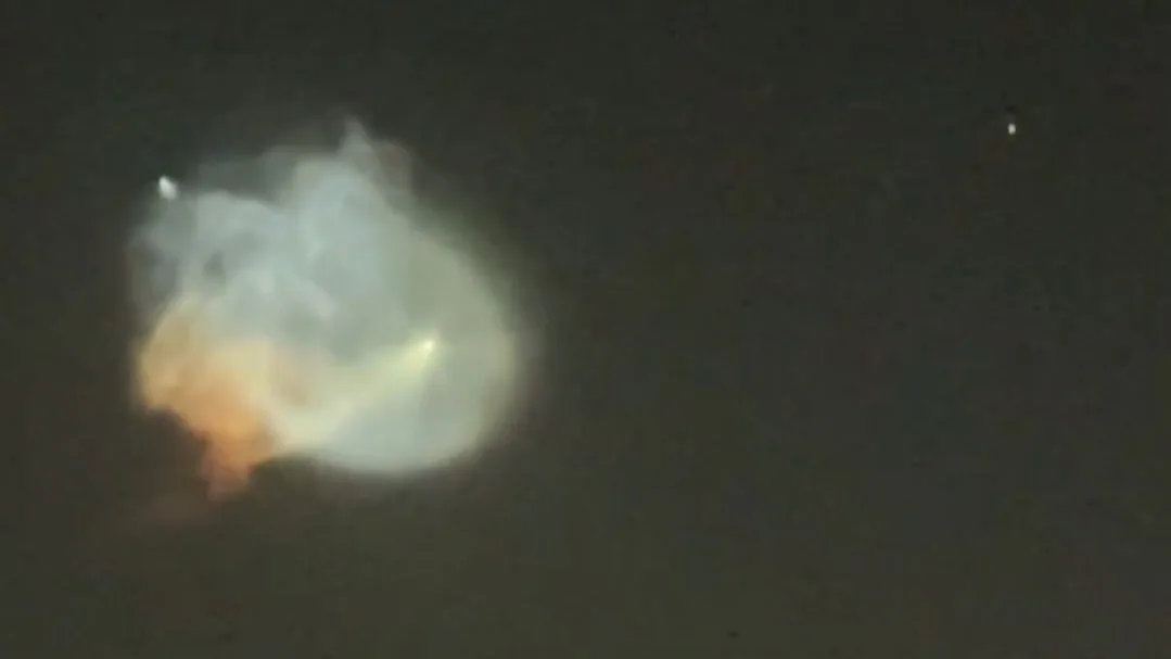 Rätselhaftes Leuchten am Himmel - Das steckt hinter „Space Jellyfish“