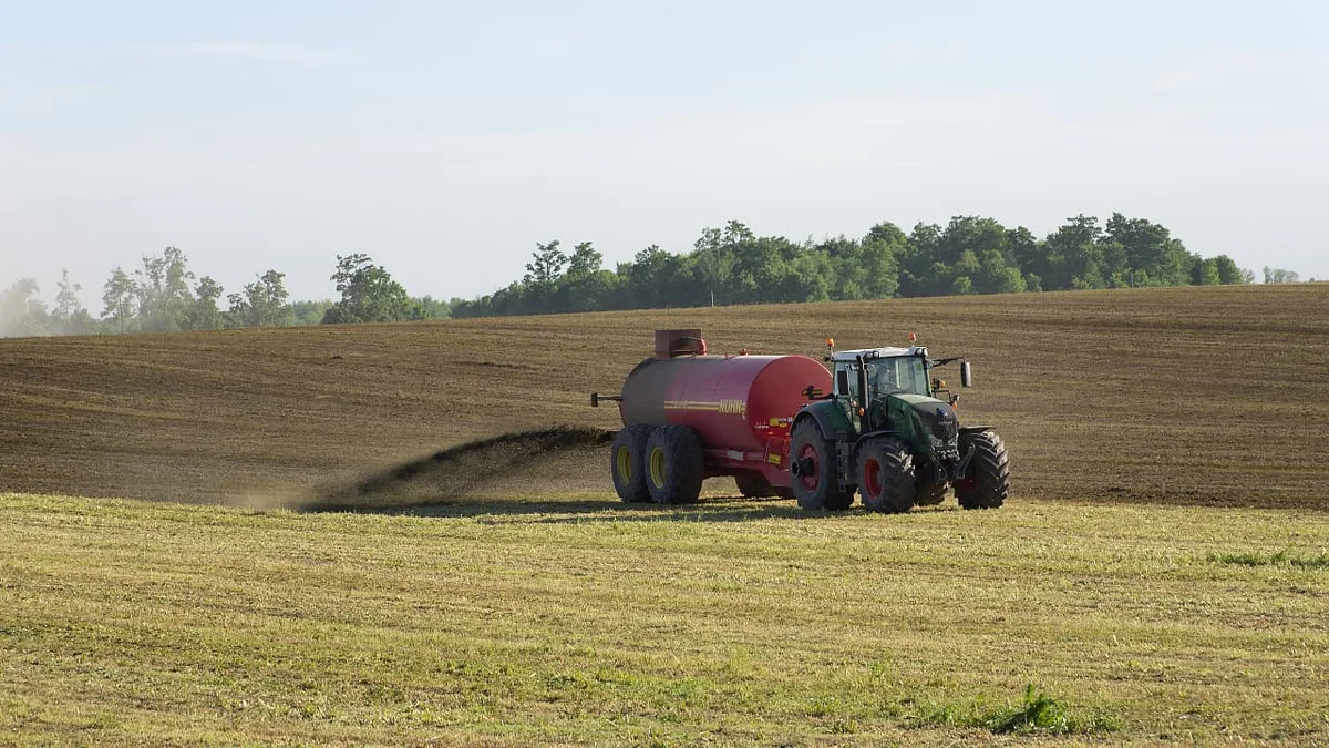 Wassergefährdende Schadstoffe: Weniger wassergefährdende Schadstoffe gelangen in Umwelt