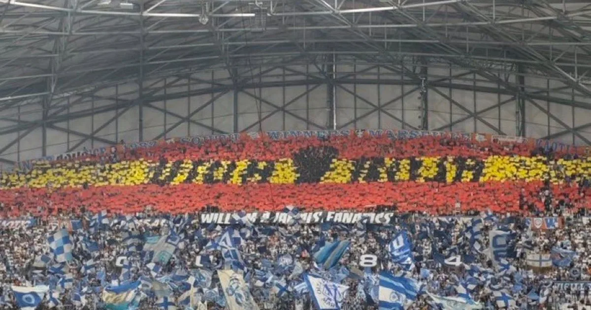 Los fans del Olympique festejaron el título de España