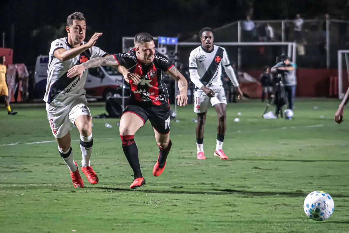 Vitória perde em casa para o Vasco e está eliminado da Copa do Brasil