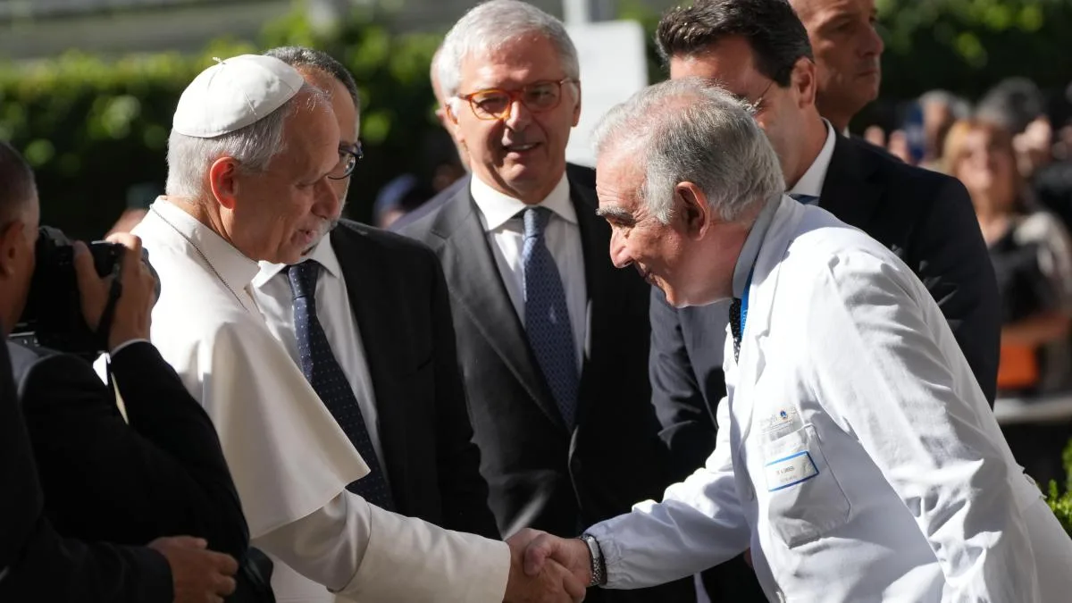 León XIV ingresa en el hospital Gemelli para ser operado de un nódulo pulmonar