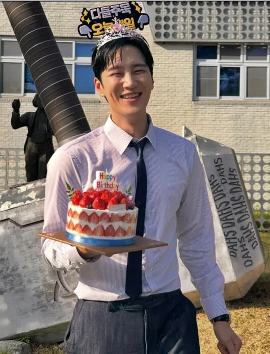 안보현, ‘재벌X형사2’ 종영 소감..생일 경사까지? “행복했다”