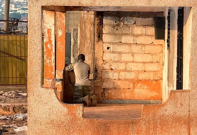 Mali : après l’attaque djihadiste à Dioura, l’État “refuse de compter ses morts”