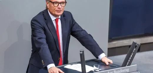 Thomas Bareiß (CDU) trotz Ermittlungen der Staatsanwaltschaft zurück im Bundestag