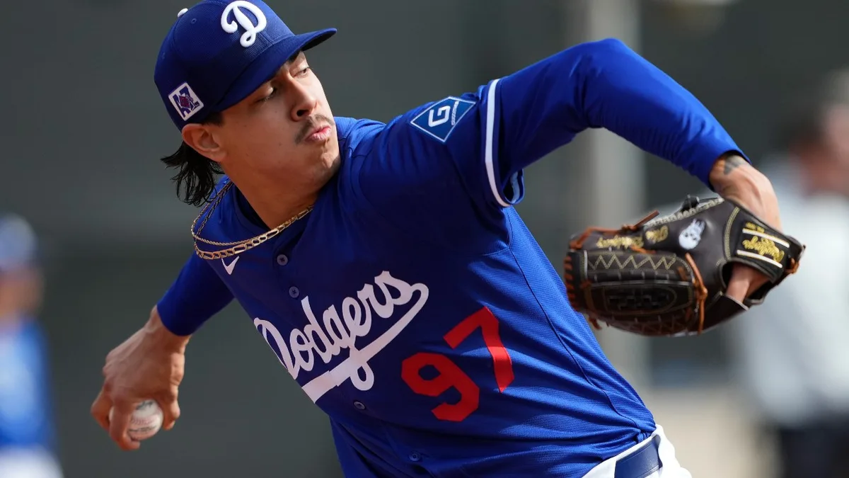 Blue Jays call up right-hander Jose Rodriguez, DFA Michael Lorenzen
