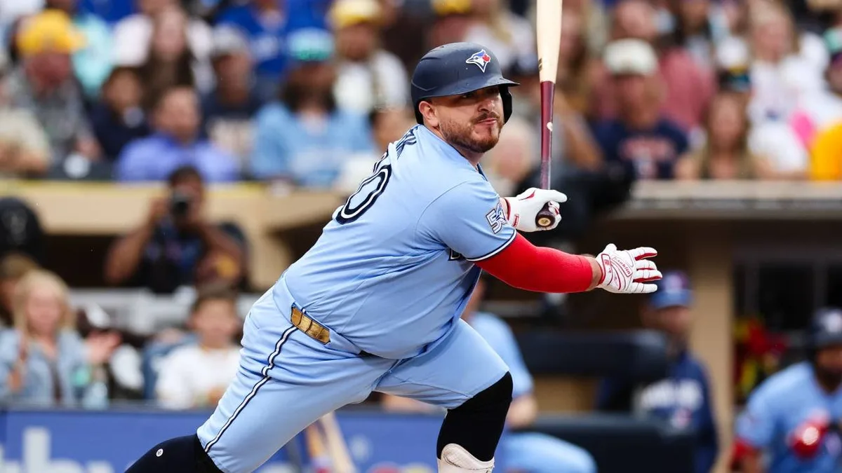 Blue Jays’ Kirk drives in Bateman with sneaky single vs. Yankees