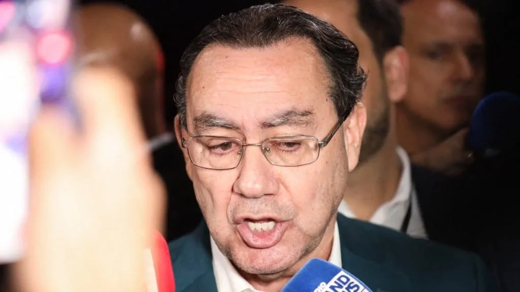 Cury reage a denúncias de uso de robôs e fala em “revolução silenciosa” dos eleitores